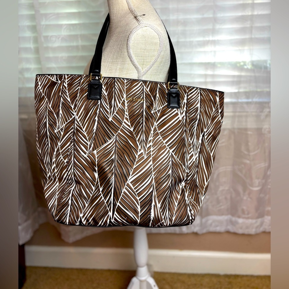 Vera Bradley Brown Banana Leaves Ella Tote, Large